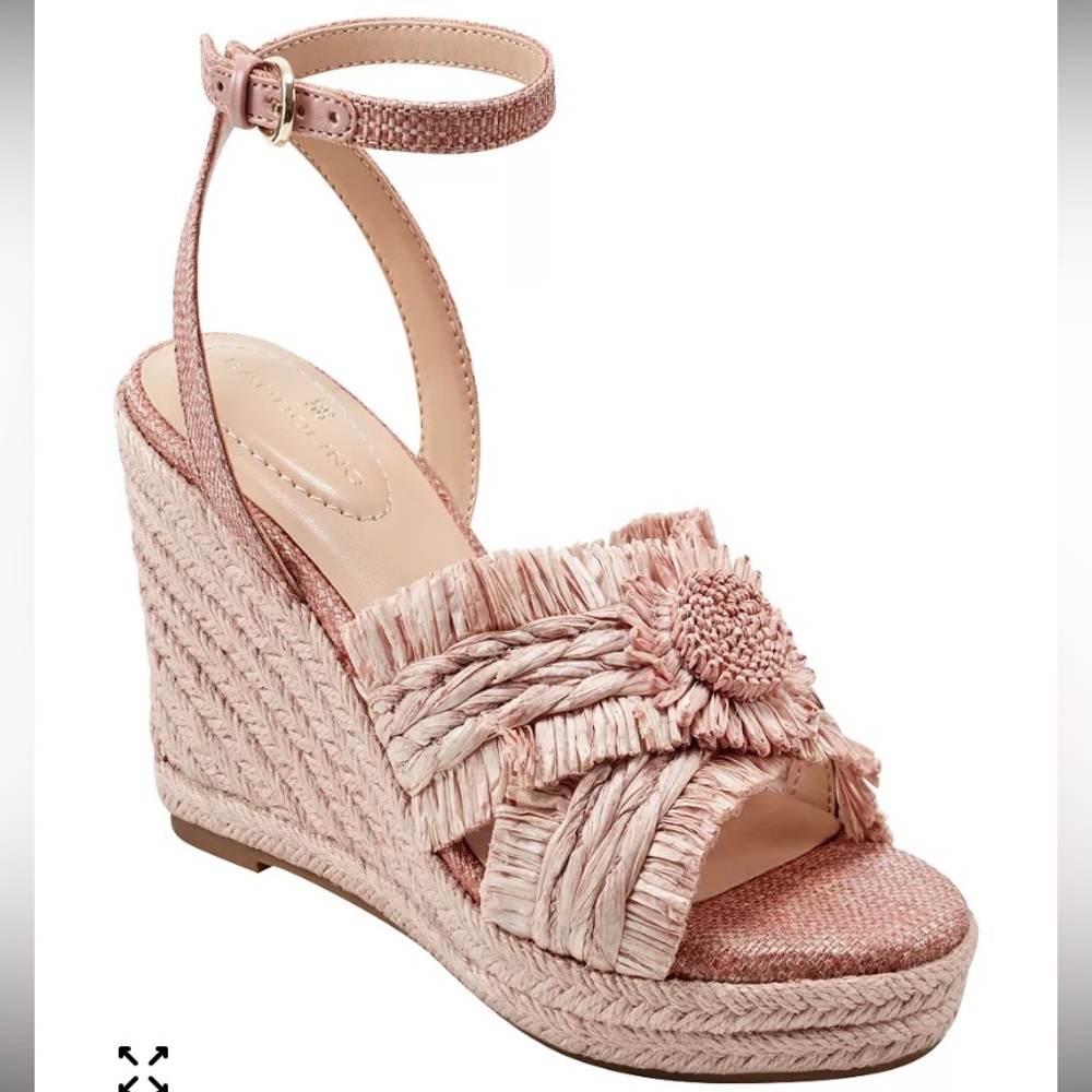 New Bandolino Women's Krista Espadrille Flower Detail Wedge Sandals Size 8